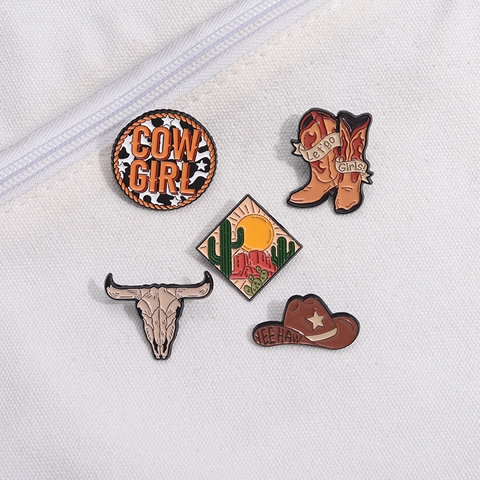 Western Cowboy Enamel Pin Alloy Cowboy Hat Boots Bull Head Cactus Desert Brooch Retro Fashion Accessory For Women Men Bags Jackets