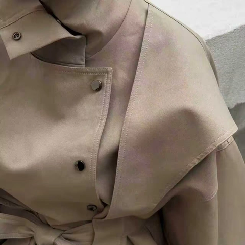 Dames Trenchcoat Polyester Opstaande Kraag Riem Brede Schouder Dubbele Rij Knopen Britse Stijl Stedelijke Jas