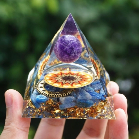 Orgon Energie Pyramide Generator Harz Heilkristall Desktop Dekor Mit Kupferspule Und Goldfolie Für Reiki Meditation