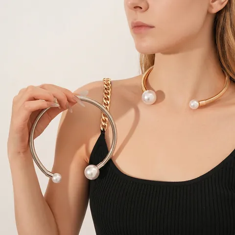 Collana Girocollo Aperta In Metallo Minimalista Con Künstliche Perle Sintetiche Consistenza A Molla Elastica Gioielli Di Lusso Per Donna