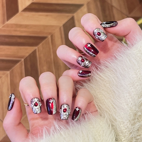 Uñas Postizas Press On Resina Aleación Diamante Ojo de Gato Gema Lujo Vintage Rojo Hecho a Mano Uñas para Mujer Fiesta