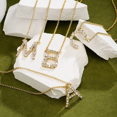 Collana Con Ciondolo Alfabeto In Rame Con Micro Pavé Di Zirconi Lettera Iniziale Placcato Oro Gioielli Donne