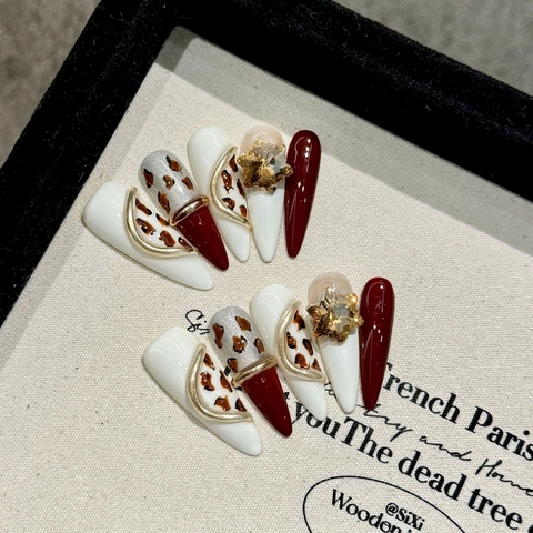 Handmade Press On Nails Long Stiletto Wine Red Leopard Print With Star Rhinestone Artificial Pearls Chinese French Style For Women