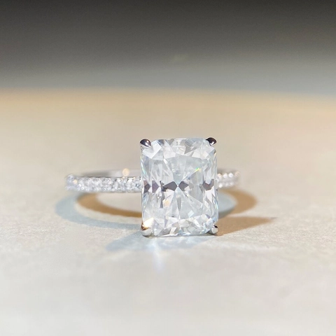 Anello di Fidanzamento in Moissanite Taglio Radiant Argento Sterling 925 Quattro Griffe Lusso Pave Fascia Regalo Gioielli Donna