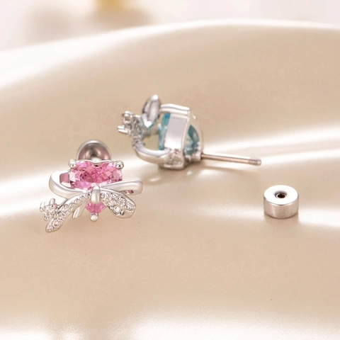 Hart Zirconia Strik Oorkraakbeen Studs Met Titanium Stalen Oorpiercing Zoete Koperen Schroefsluiting Piercing