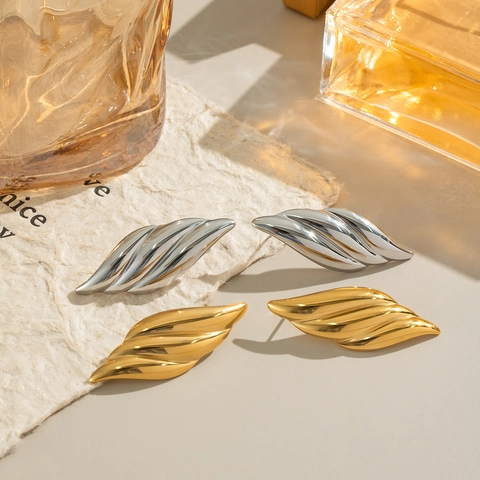 Stainless Steel Textured Leaf Stud Earrings For Women Waterproof Hypoallergenic Minimalist Geometric Wave Design Trendy Jewelry