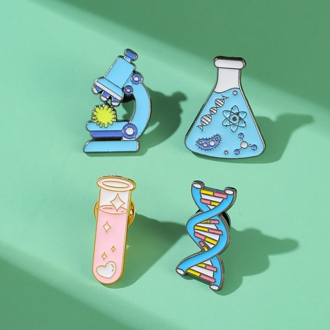 Science Lab Chemistry Flask DNA Microscope Enamel Pin Brooch Collection Creative Medical Badges For Doctors Students Jewelry