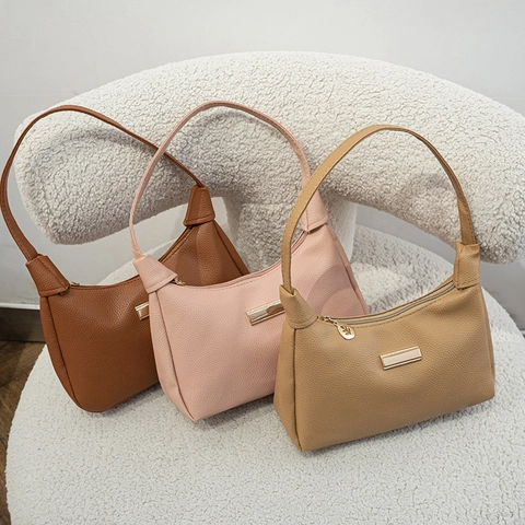 Hobo Underarm Bag Pebbled PU Leather Gold Metal Plate Minimalist Casual Shoulder Handbag For Women Fashion