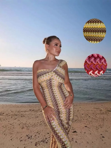 Vestito Maxi In Maglia All'Uncinetto Monospalla Stampa Zigzag Vacanze Al Mare Vestibilità Aderente Senza Maniche