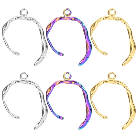 Collana Con Ciondolo A Ferro Di Cavallo A Onda Irregolare In Acciaio Inossidabile Placcato Oro 18K Sottovuoto Gioielli