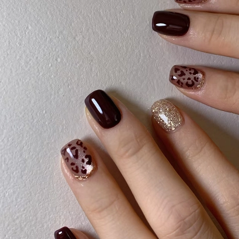 Leopard Künstliche Nägel ABS Kunststoff Retro Cat Eye Glitzer Kurz Quadratisch Falsche Nägel Für Frauen