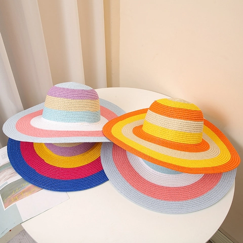 Zomer Dames Regenboog Gestreepte Papier Strohoed Brede Rand Ademend Strandvakantie Geweven Patchwork Ronde Bovenkant Strohoed