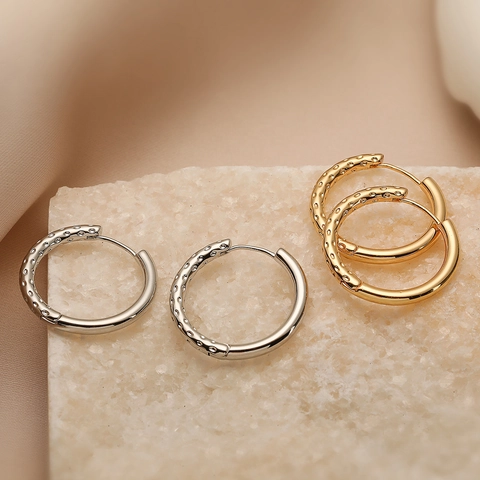 Retro Minimalistische Kreolen Strukturierte Metall Kupfer Mit 18K Gold Beschichtung Geometrischer Rundschmuck Für Damen