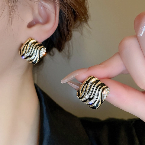 Vintage Square Stud Earrings For Women Zebra Stripe Enamel Alloy With Rhinestone And 925 Sterling Silver Earring Post
