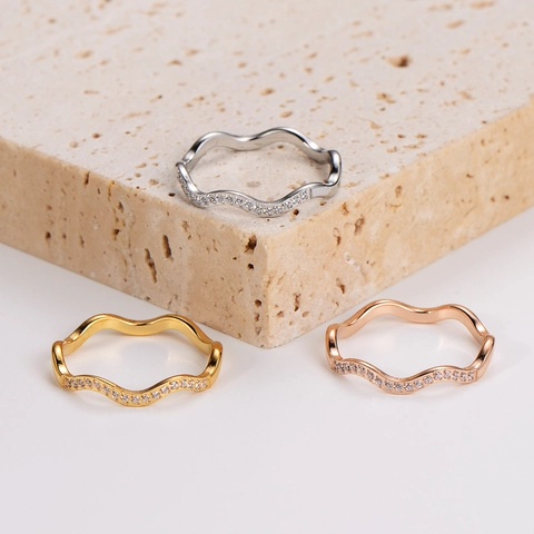 Wave Shape Ring Stainless Steel Micro Pave Rhinestone Minimalist Elegant Fashion Accessory For Women