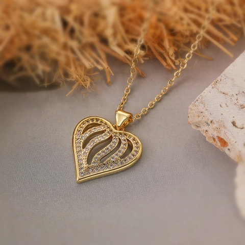 Heart Pendant Necklace Hollow Copper Gold Plated With Colorful Zircon Stylish Jewelry For Women Elegant