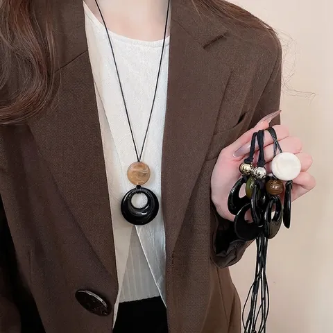 Collana Con Pendente A Cerchio Geometrico Perline In Resina Cordino In Ecopelle Lunga Retrò Minimalista Da Donna