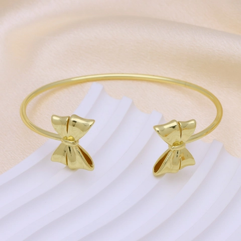 Bow Knot Armreif 18K Vergoldet Kupfer Offene Manschette Verstellbar Minimalistisch Modeschmuck Für Damen