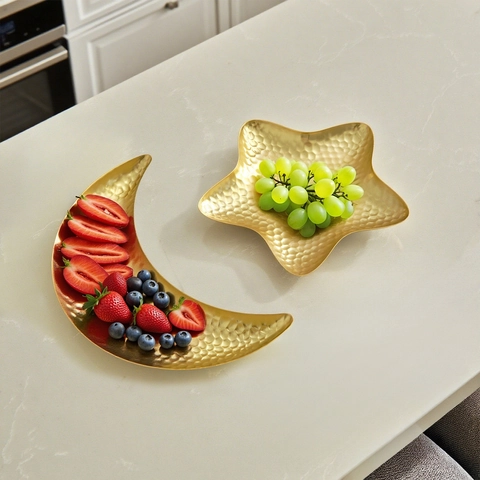 Hammered Iron Star And Moon Decorative Tray European Style Retro Serving Plate For Snacks Fruits Desserts Ornaments