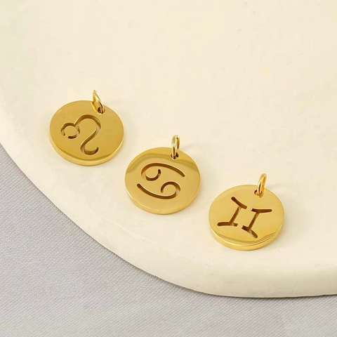 Ciondolo Segno Zodiacale Tondo Cavo Placcato Oro 18K Acciaio Inossidabile 304 Charms Costellazione Accessori Gioielli DIY