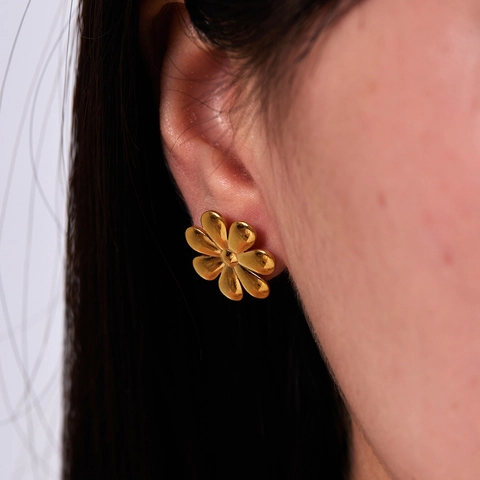 Flower Stud Earrings 18K Gold Plated Stainless Steel Waterproof Hypoallergenic Polished Simple Style Jewelry For Women