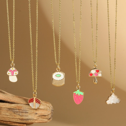 Collier Pendentif Mignon Cuivre Émail Champignon Fraise Sushi Nuage Doux Mode Chaîne De Clavicule Pour Femmes Filles
