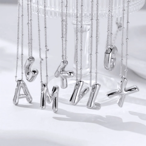 Collana con Pendente Alphabet in Acciaio Inossidabile Finitura a Specchio Lettera Iniziale Palloncino Choker da Donna Gioielli