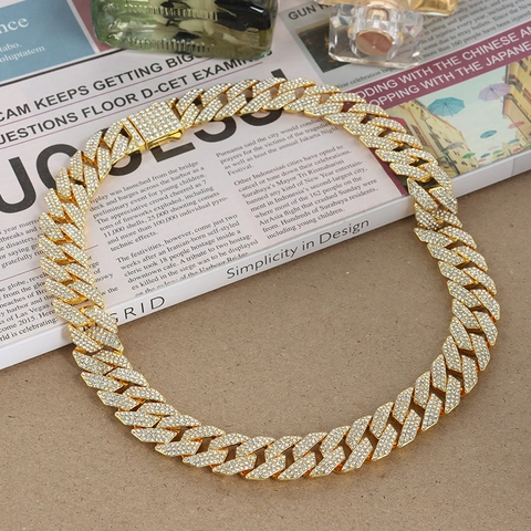 Hip Hop Iced Out Cuban Link Kette Halskette Zinklegierung AAA Strass Rhombus Design Streetwear Schmuck Für Herren Und Damen
