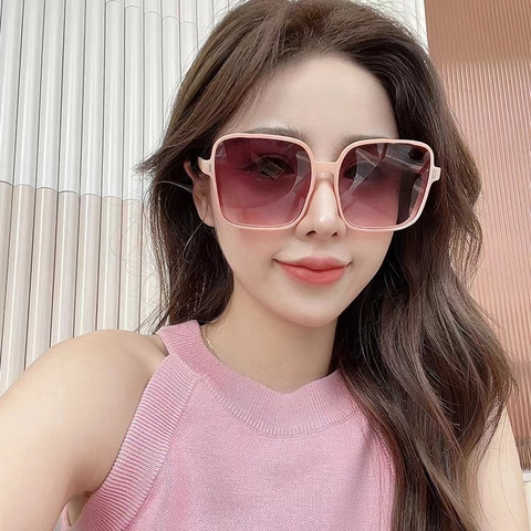 Fashion Square Oversized Sunglasses For Women PC Frame UV400 Protection Gradient Lens Trendy Eyewear