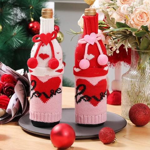 Romantic Heart Love Knitted Wine Bottle Covers Acrylic Yarn Festive Table Decor For Valentine Wedding Anniversary