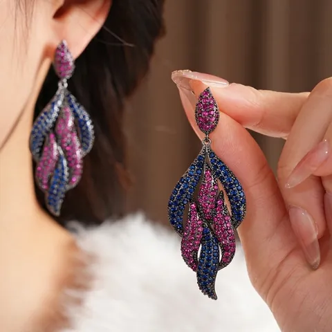 Vintage Blatt Tropfen Ohrhänger Mit Pink Und Blau Zirkonia In Gunmetal Kupfer Basis Und Silber Ohrstecker