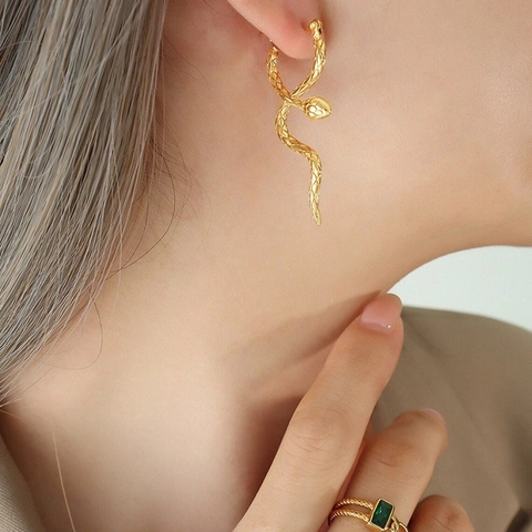 Snake Shape Hoop Earrings Stainless Steel 18K Gold Plated Textured Scale Animal Design Luxury Style For Women