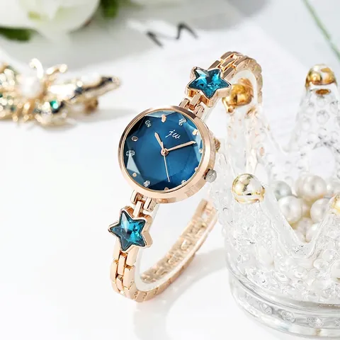 Montre À Quartz Pour Femmes Bracelet Étoile Strass Alliage Acier Inoxydable Élégante Petit Cadran Rond Style Niche