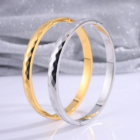 Minimalist Stainless Steel Rhombic Cutting Open Bangle For Women Fashion Geometric Polished Bracelet Fashion Jewelry Accessory