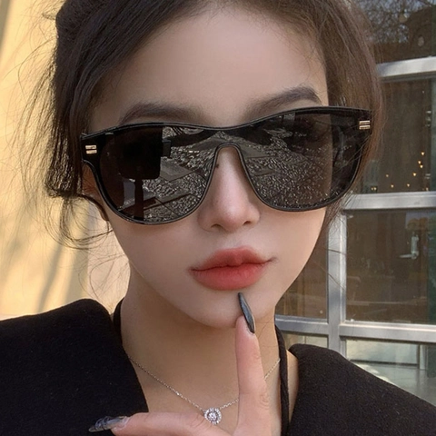 Oversized Oval Sunglasses UV400 Protection Fashion PC Frame Trendy Vintage Eyewear For Women Men Metal Decoration