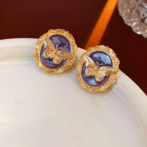 Vintage Enamel Artificial Pearl Earrings For Women French Retro Baroque Palace Style Alloy Jewelry With Silver Earring Post