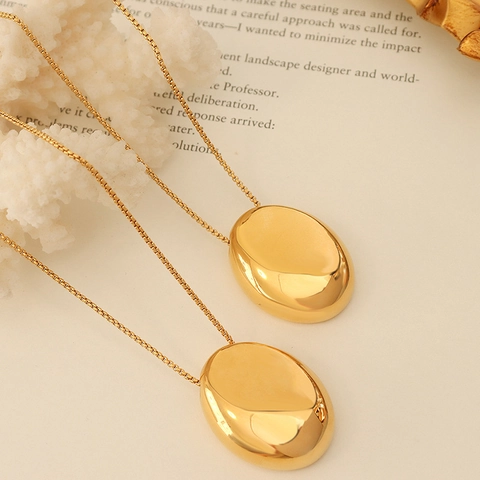 Collana Con Ciondolo Ovale in Acciaio al Titanio Minimalista per Donna Placcato Oro Argento Stile Ins Catena Clavicola Gioielli Regalo