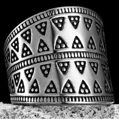 Bague En Acier Inoxydable Vintage Motif Triangle Irrégulier Géométrique Large Style Punk Rétro Bijoux Unisexe