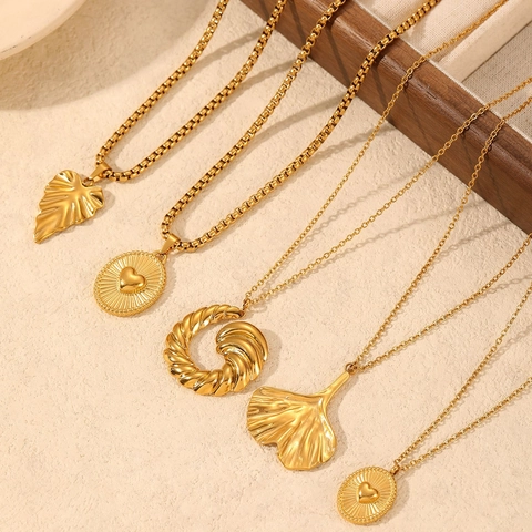 Edelstahl Anhänger Halskette Vergoldet Vintage Blatt Herz Stern Mond Schmuck Elegantes Modeaccessoire Für Damen