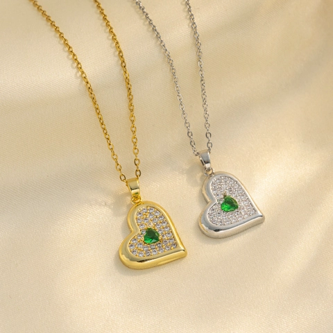 Herz Anhänger Halskette Titanstahl Smaragdgrüner Stein Glänzender Strass Eleganter Schmuck Für Damen