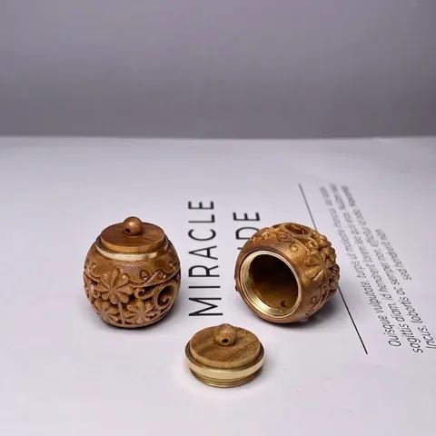 Carved Green Sandalwood Hollow Sachet Diffuser Container Brass Lid Chinese Vintage Peony Lotus Shape Fragrance Ornaments