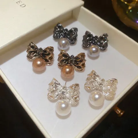 Orecchini A Fiocco Con Künstliche Perle Lega Trama Con Perno In Argento Stile Francese Elegante Gioielli Per Donne