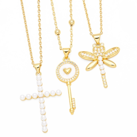 Vergulde Messing Hanger Ketting Imitatie Kunstparel Zirkoon Sierlijke Sleutelbeenketing Kruis Hart Sleutel Libelle Elegante Dames Sieraden