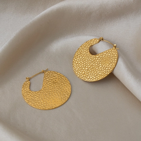 Hammered Stainless Steel Hoop Earrings 18K Gold Plated Round Geometric Ear Buckles Waterproof Hypoallergenic For Women