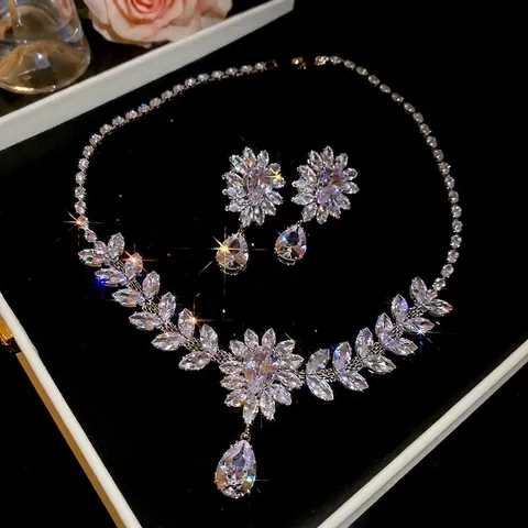 Collana E Orecchini A Goccia Acqua Rame Zircone Fiore Grano Lusso Elegante Donne Moda Perno Argento