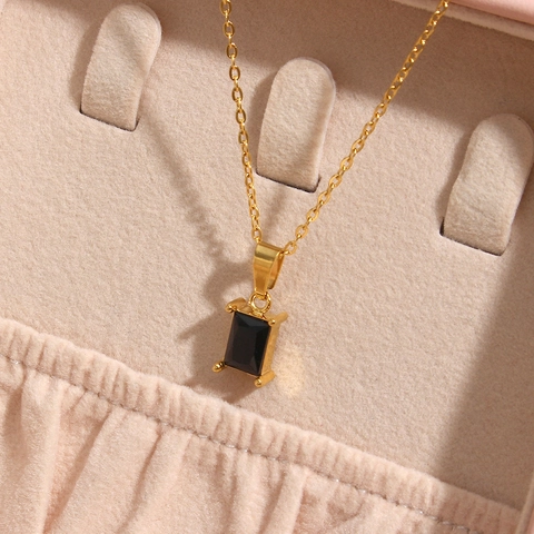 Collier Pendentif en Zirconia Carré en Acier Inoxydable Chaîne Clavicule Géométrique Minimaliste Bijoux de Mode Femme Cadeau