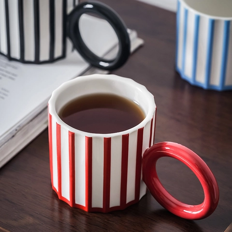 Keramik Becher Gestreifte Kaffeetasse Mit Großem Rundem Ringgriff Moderner Stil Dekoratives Trinkgeschirr Für Heim
