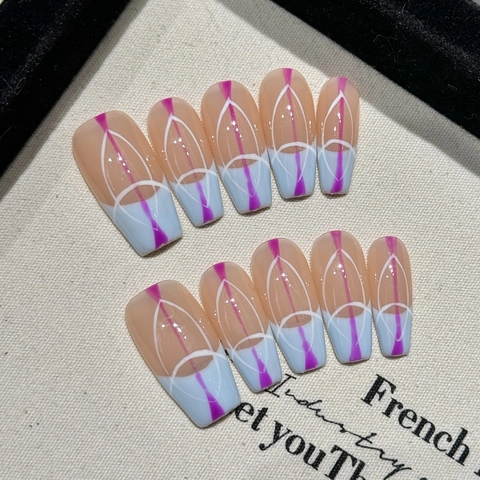 Uñas Postizas Press On Coffin Hechas A Mano Degradado Azul Francés Línea Geométrica Uñas Artificiales Largas Para Mujeres