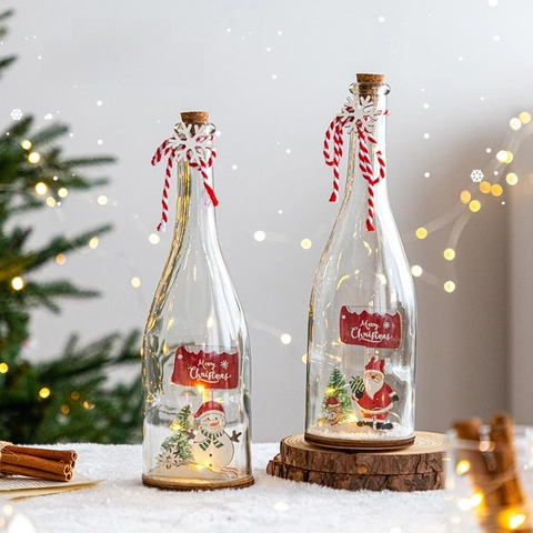 Ornamento In Bottiglia Di Vetro Di Natale Con Luce LED Calda Babbo Natale Pupazzo Di Neve Paesaggio Miniatura Base In Legno Decorazione Scrivania