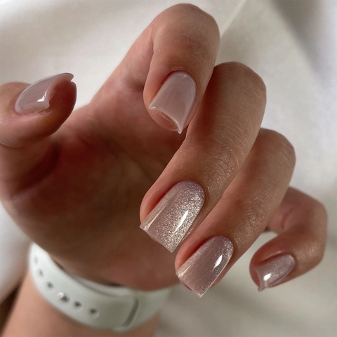 Short Square Press On Nails Pink Cat Eye Glitter Glossy Artificial Finger Nails For Women